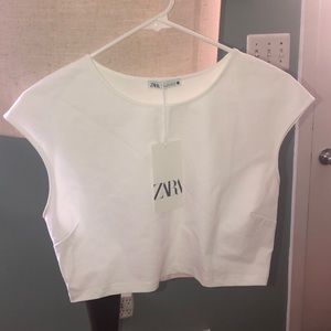 New with Tags!!! ZARA White Cropped Tank